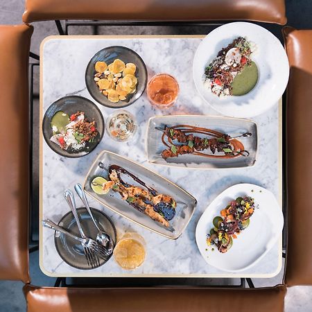 Kimpton Gray Hotel Chicago By Ihg Экстерьер фото